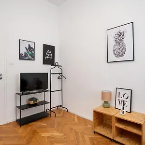  Apartment A.s. Swidnicka Street
